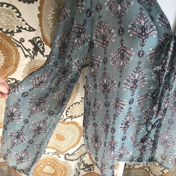 Brand new long sleeve blouse!!!!! - Picture 4 of 6